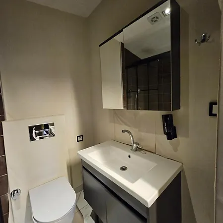 Jirhouse Sarikoesk Aparthotel *