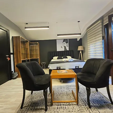 Aparthotel Jirhouse Sarikoesk *